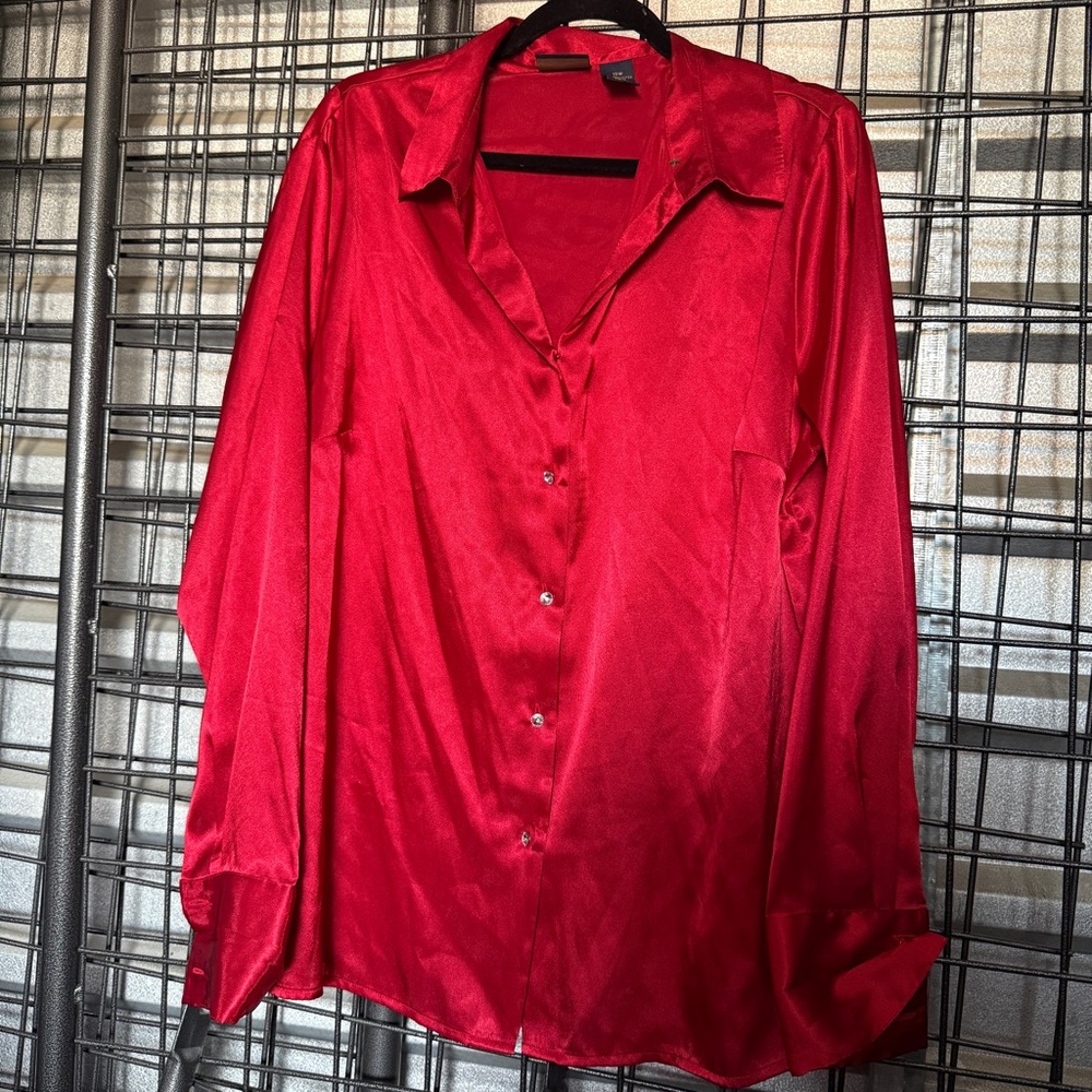 Laura scott Red Satin Button up top blouse 18w plus silky chic capsule A8